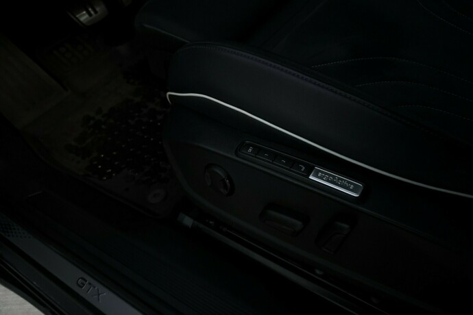 volkswagen-id4-gtx-elektrisitet-2022-big-20