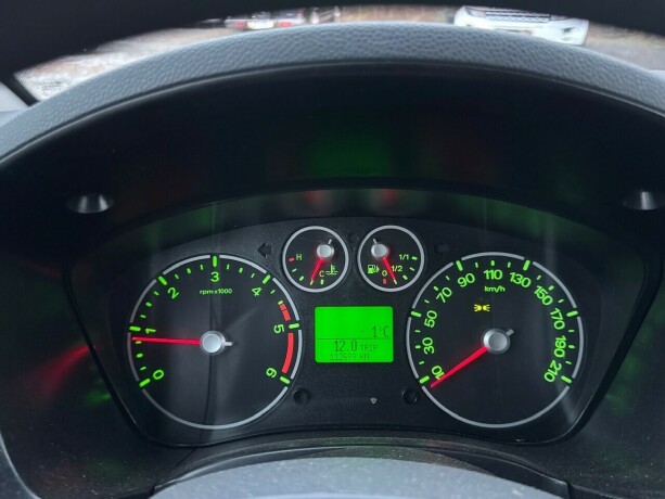 ford-transit-connect-diesel-2013-big-14