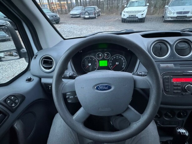 ford-transit-connect-diesel-2013-big-13