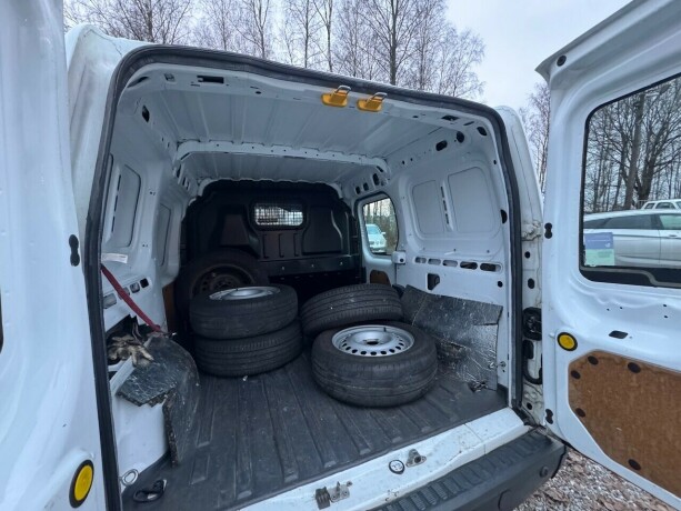 ford-transit-connect-diesel-2013-big-10