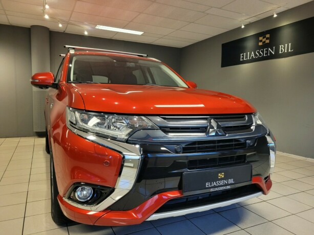 mitsubishi-outlander-elektrisitetbensin-2016-big-10