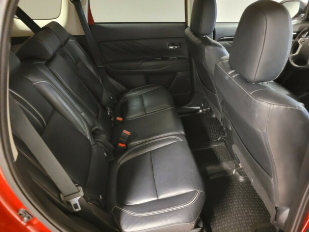 mitsubishi-outlander-elektrisitetbensin-2016-big-17