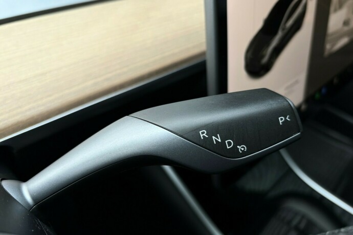 tesla-model-3-elektrisitet-2020-big-24