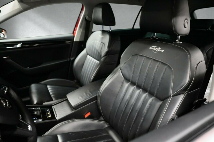 skoda-superb-diesel-2021-big-14