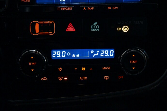 mitsubishi-outlander-elektrisitetbensin-2017-big-14