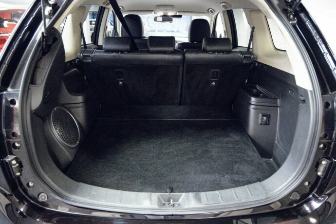 mitsubishi-outlander-elektrisitetbensin-2017-big-7