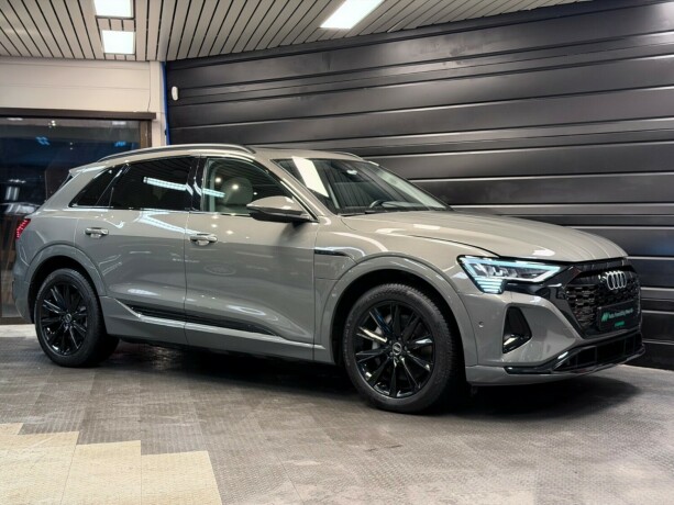 audi-q8-e-tron-elektrisitet-2024-big-30