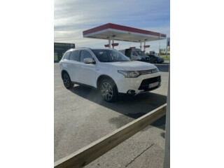 Mitsubishi | Outlander | Elektrisitet+bensin | 2015