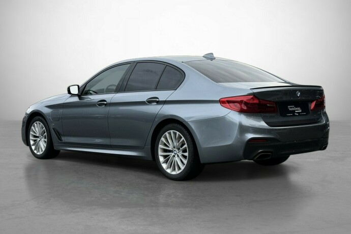 bmw-5-serie-elektrisitetbensin-2017-big-9