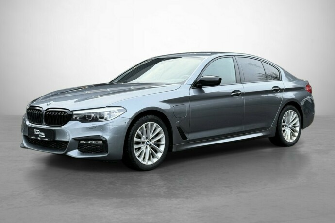 bmw-5-serie-elektrisitetbensin-2017-big-0
