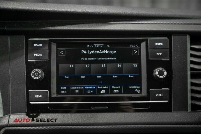 volkswagen-transporter-diesel-2021-big-31