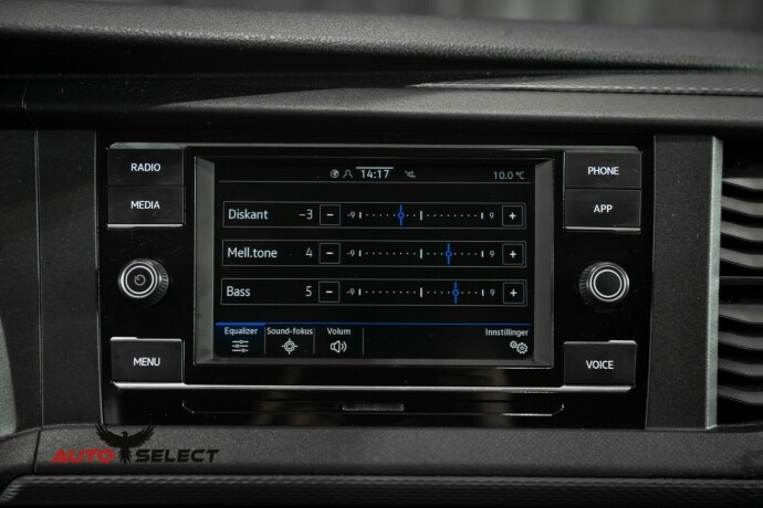 volkswagen-transporter-diesel-2021-big-36