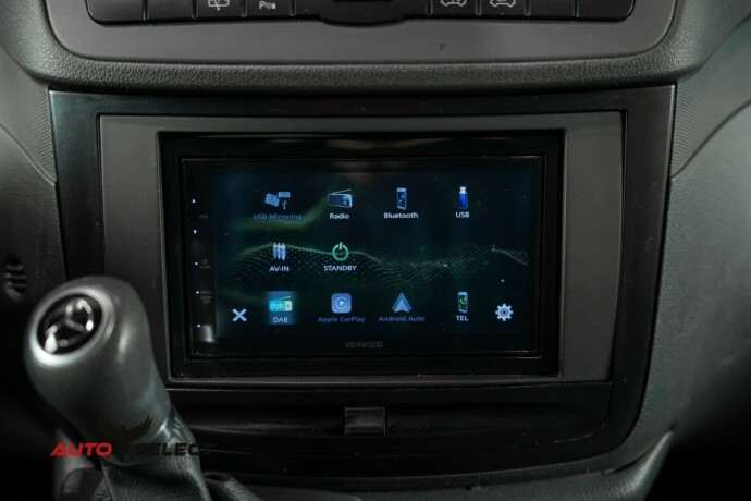 mercedes-benz-vito-diesel-2012-big-30