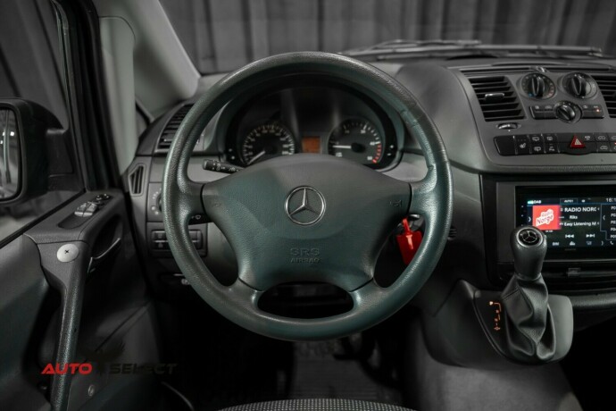 mercedes-benz-vito-diesel-2012-big-23
