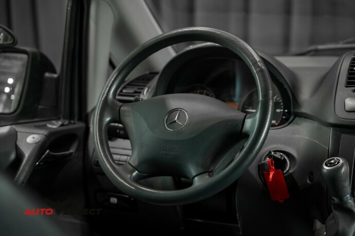 mercedes-benz-vito-diesel-2012-big-22