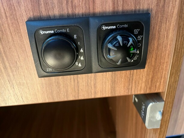 solifer-t67-2-enkle-senger-senkeseng-reg-for-5-vanlig-f248rerkort-truma-eh-diesel-2016-big-84