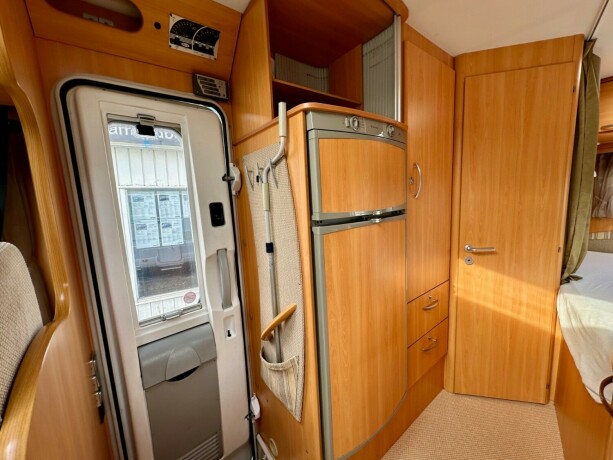 pilote-reference-g-685-xfp-diesel-2007-big-33