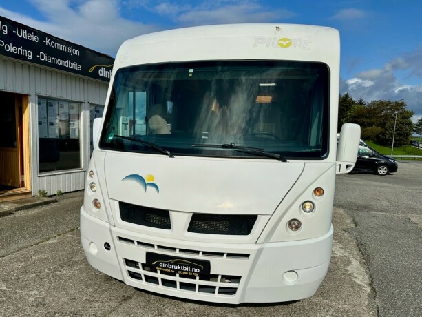 pilote-reference-g-685-xfp-diesel-2007-big-1