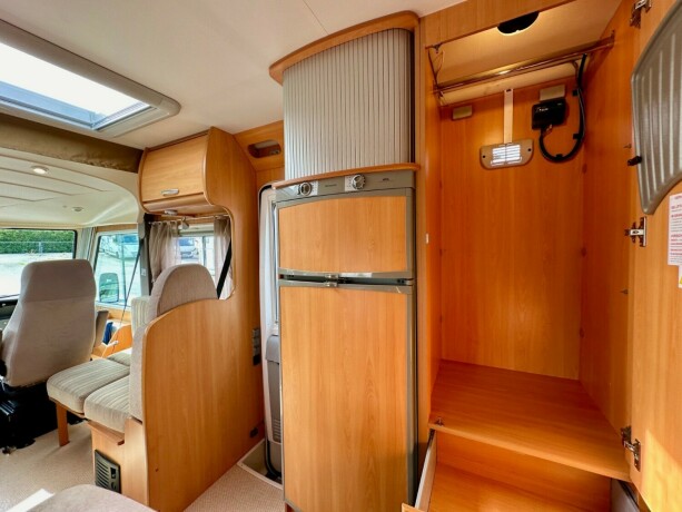 pilote-reference-g-685-xfp-diesel-2007-big-35