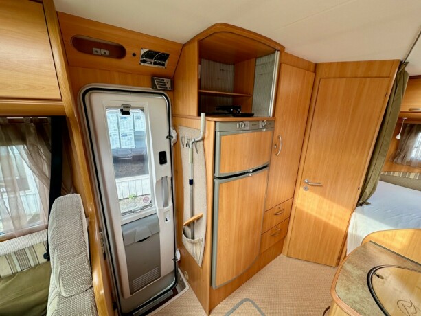 pilote-reference-g-685-xfp-diesel-2007-big-34