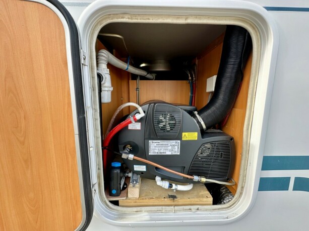 pilote-reference-g-685-xfp-diesel-2007-big-12