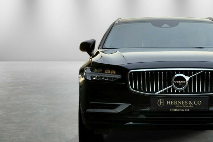 volvo-v90-elektrisitetbensin-2019-big-3