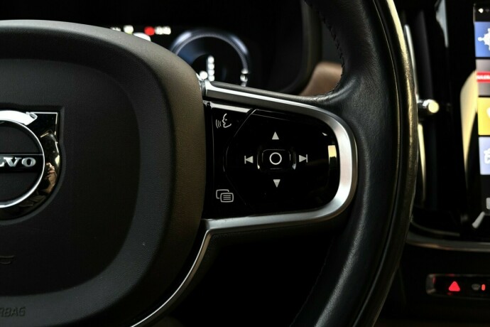 volvo-v90-elektrisitetbensin-2019-big-18