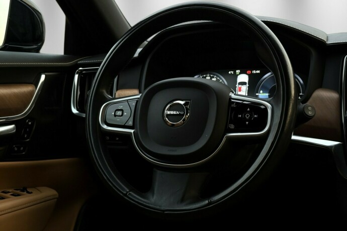 volvo-v90-elektrisitetbensin-2019-big-16