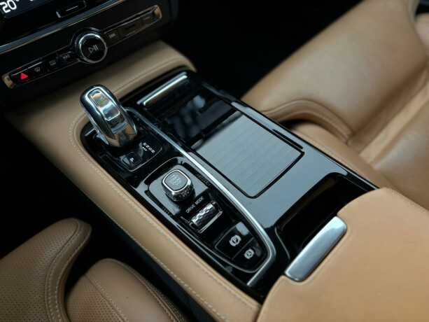 volvo-v90-elektrisitetbensin-2019-big-23