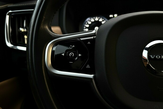 volvo-v90-elektrisitetbensin-2019-big-17