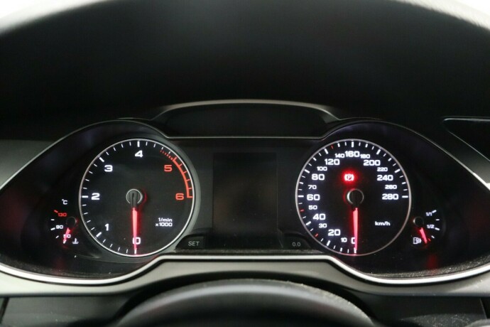 audi-a4-diesel-2012-big-25