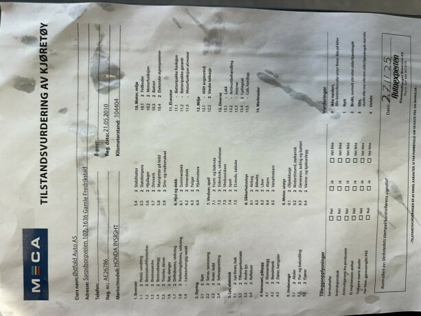 honda-insight-bensin-2010-big-8