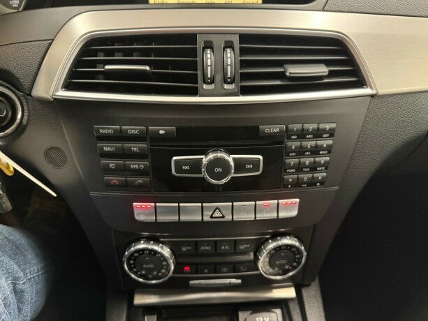 mercedes-benz-c-klasse-bensin-2012-big-15