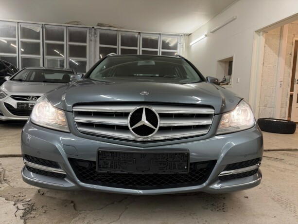 mercedes-benz-c-klasse-bensin-2012-big-7