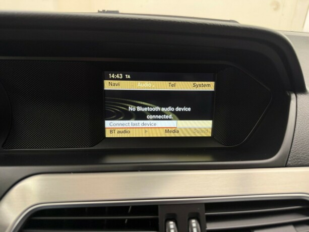 mercedes-benz-c-klasse-bensin-2012-big-12