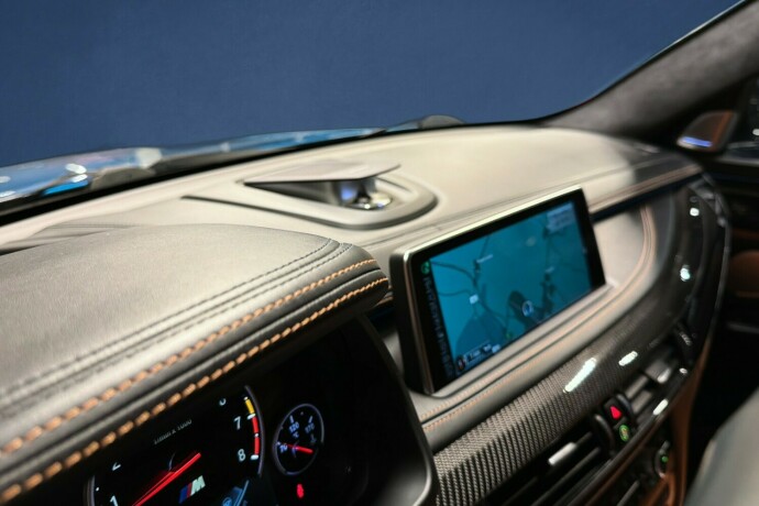 bmw-x6-m-bensin-2015-big-18