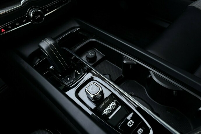 volvo-xc-60-elektrisitetbensin-2021-big-28