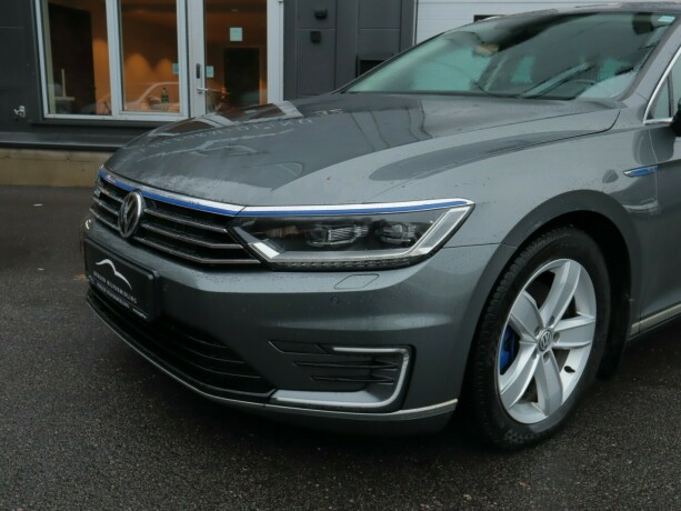 volkswagen-passat-elektrisitetbensin-2017-big-4