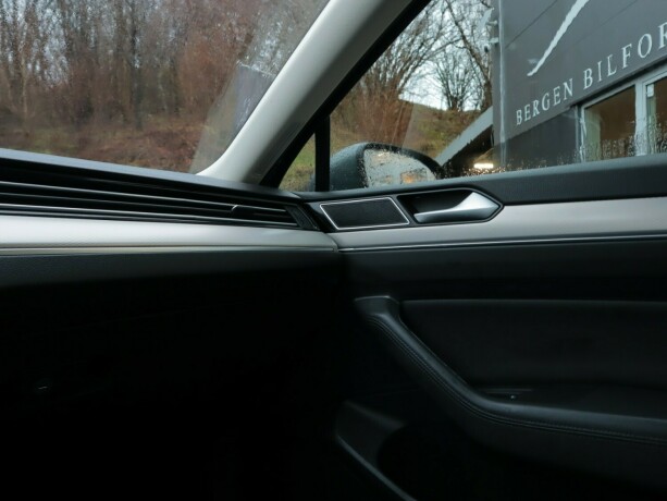 volkswagen-passat-elektrisitetbensin-2017-big-14