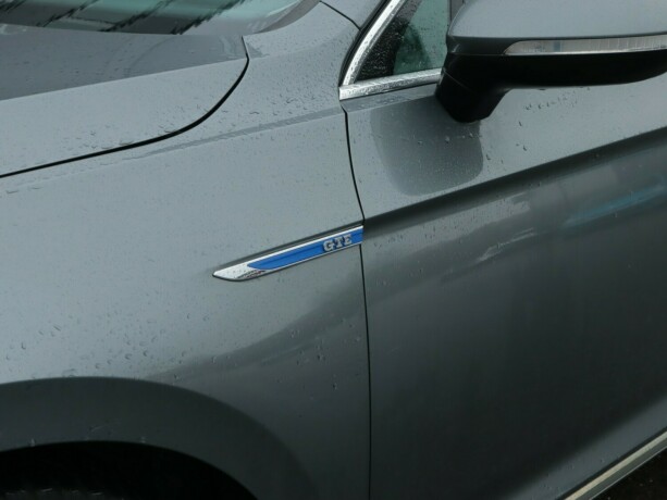 volkswagen-passat-elektrisitetbensin-2017-big-25