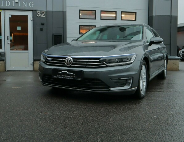 volkswagen-passat-elektrisitetbensin-2017-big-2