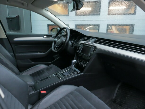 volkswagen-passat-elektrisitetbensin-2017-big-10