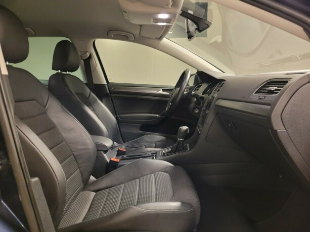 volkswagen-golf-bensin-2014-big-10