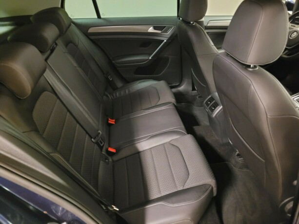 volkswagen-golf-bensin-2014-big-16