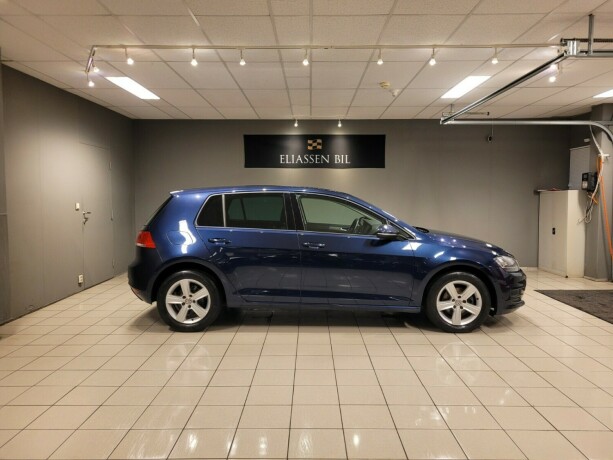 volkswagen-golf-bensin-2014-big-2