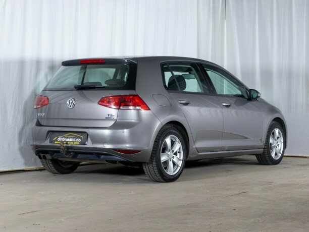 volkswagen-golf-bensin-2013-big-6