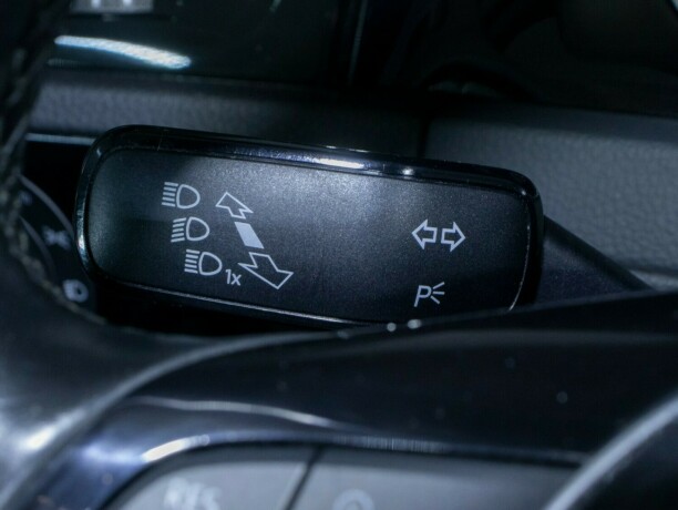 volkswagen-golf-bensin-2013-big-31