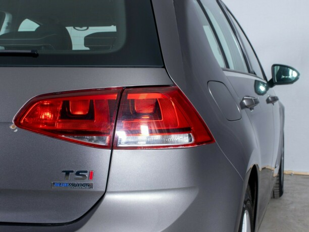 volkswagen-golf-bensin-2013-big-8