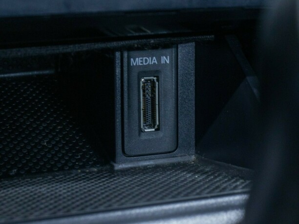 volkswagen-golf-bensin-2013-big-39