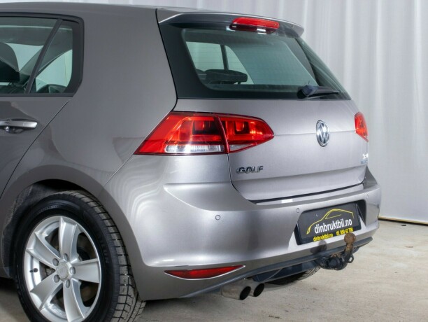 volkswagen-golf-bensin-2013-big-10